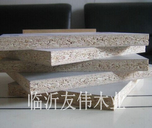 膠合板滑？滑？滑？