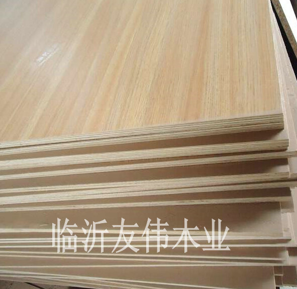 膠合板的密度多少，受什么因素影響